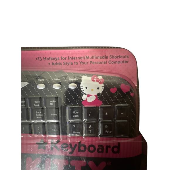 Sakar USB Hello Kitty Pink/Black keyboard New in pkg missing owner manual - Picture 4 of 4